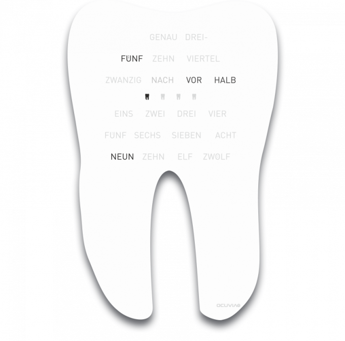 OCUVIA® · Wortuhr Sondermodell · Zahn der Zeit für die Zahnarzt-Praxis · Weiß glänzend · Wortuhren-Manufaktur Berlin